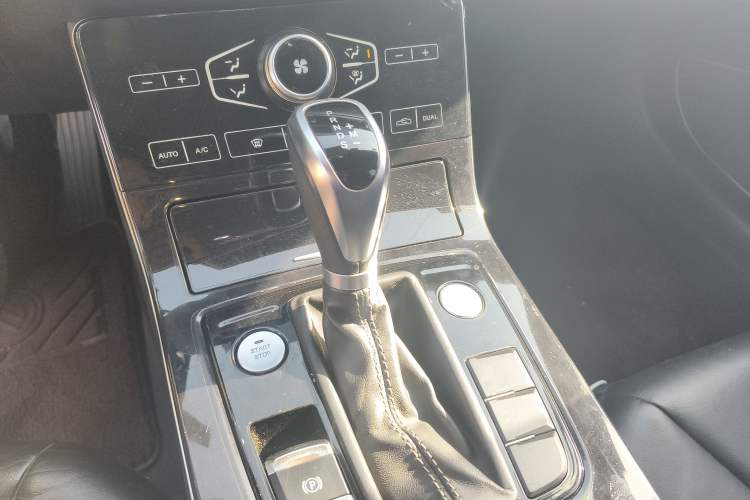 Used Hongqi H5 2019 30TD Smart Connect Dynamic Edition
