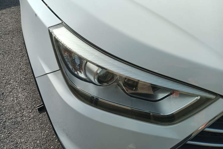 Used  Refine S3 2014 1.5L CVT Luxury Smart Model
