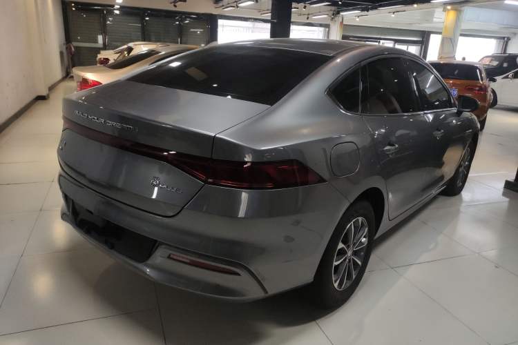 Used BYD Qin PLUS 2024 HONOR Edition DM-i 55KM Leading Model
