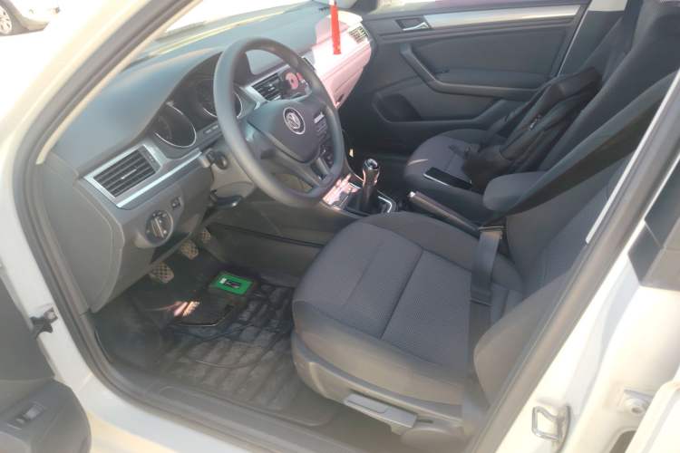 Used Volkswagen Bora 2018 1.5L Manual Fashion Model