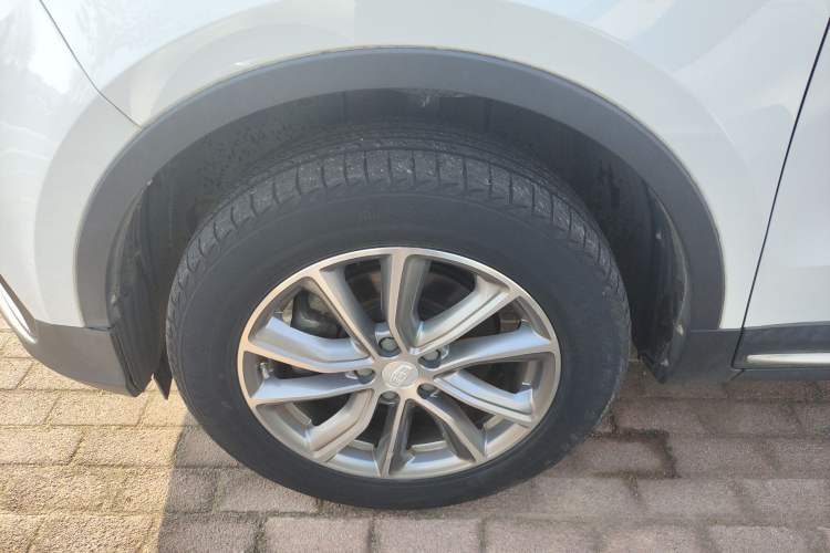 Used Geely Auto Emgrand X7 Sport 2018 1.8TD Automatic Two-Wheel Drive Zhiya Model
