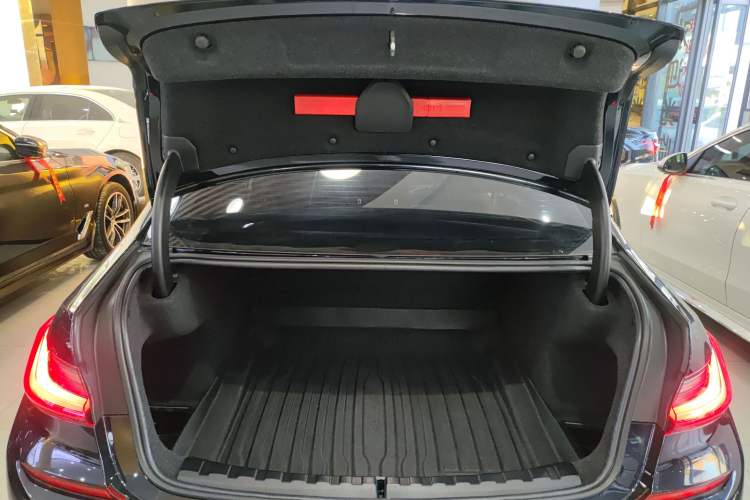 Used BMW 3 Series 2022 325i M Sport Night Edition Package
