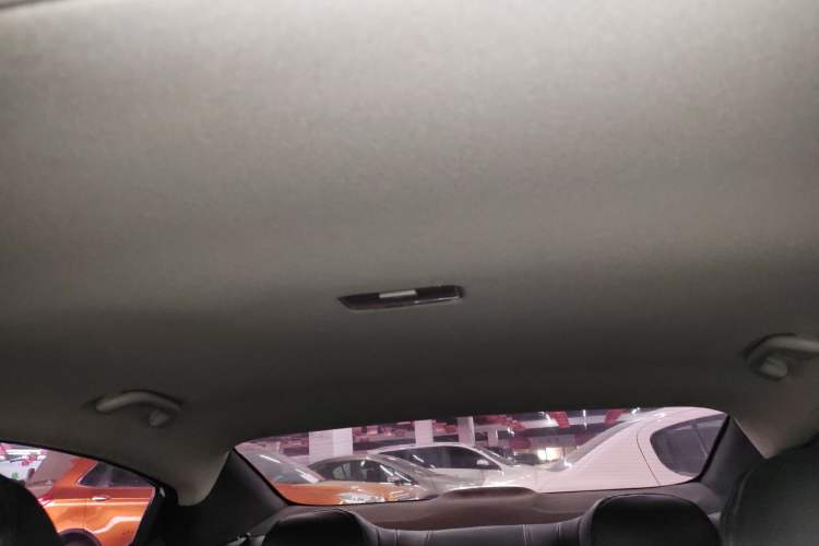 Used Hyundai Elantra 2015 1.6L Automatic Fashion Model