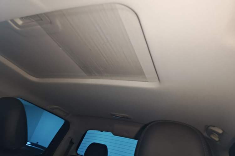 Used Great Wall Poer 2024 2.4T Passenger Version Automatic Diesel 4x4 Comfort Trim
