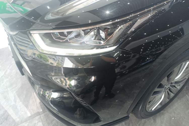 Used Toyota Highlander 2022 Dual-Engine 2.5L Four-Wheel Drive Prestige Version 7 Seats
