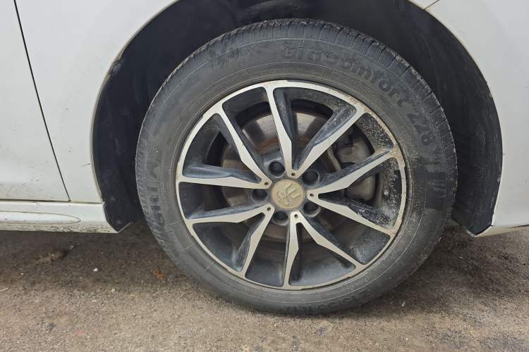 Used BYD Song MAX 2017 1.5T Manual Smart Connect Luxury 7-Seater