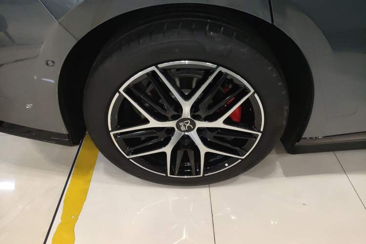 Used BYD Han L 2025 DM-p Four-Wheel-Drive LiDAR Flagship Model
