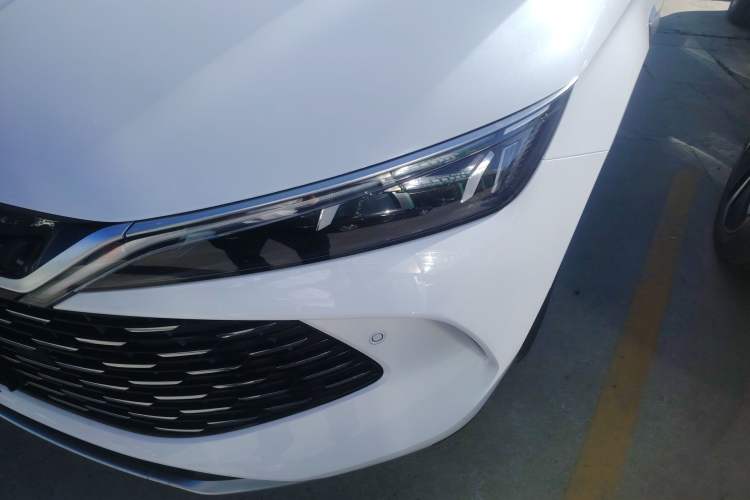 Used BYD Qin L 2025 DM-i Smart Drive 120KM Superior Model
