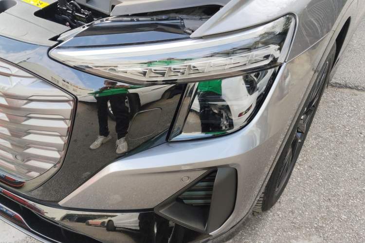 Used Audi Q5 e-tron 2023 40 e-tron Starry Edition Mecha Kit
