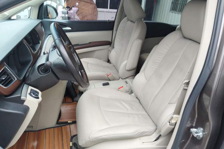 Used Buick GL8 2017 25S Luxury Version China V Standard
