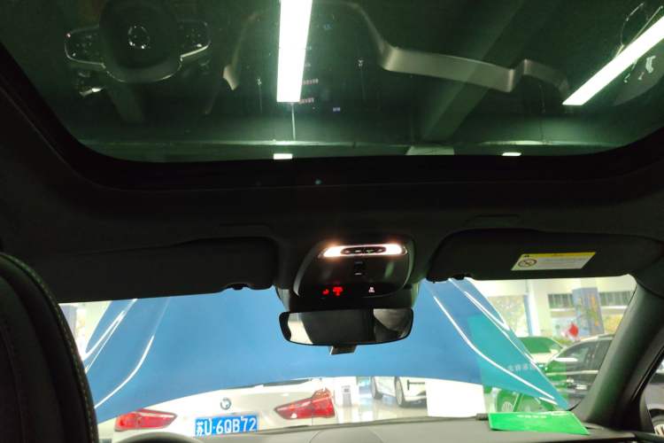 Used Volvo XC60 2019 T5 4x4 Smart & Dynamic Sport Edition China VI Standard
