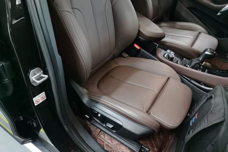 Used BMW X1 2018 sDrive18Li Luxury Model