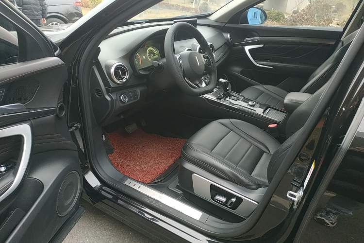 Used Wey VV7 2017 2.0T Luxury Model
