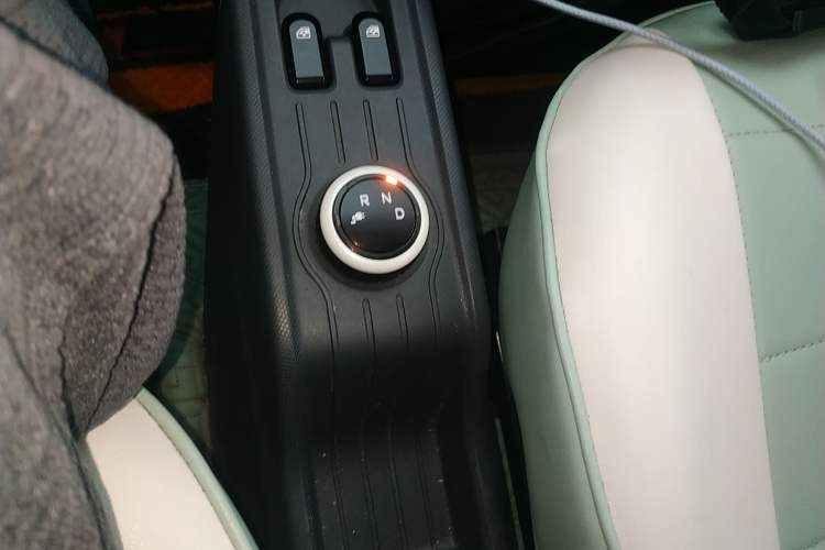 Used Wuling Hongguang MINIEV 2021 Macaron Fashion Model Lithium Iron Phosphate
