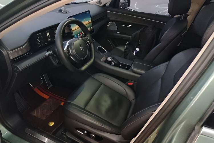 Used Hima AITO M5 2022 Extended-Range Four-Wheel Drive Performance Version
