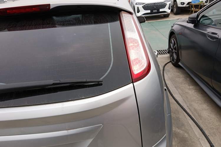 Used Ford Focus 2013 Hatchback Classic 1.8L Automatic Fashion Edition
