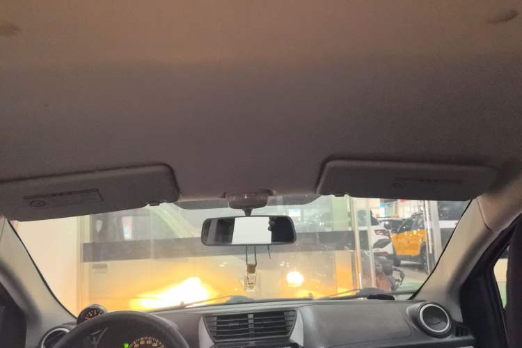 Used Suzuki Alto 2013 1.0L Automatic Luxury Model
