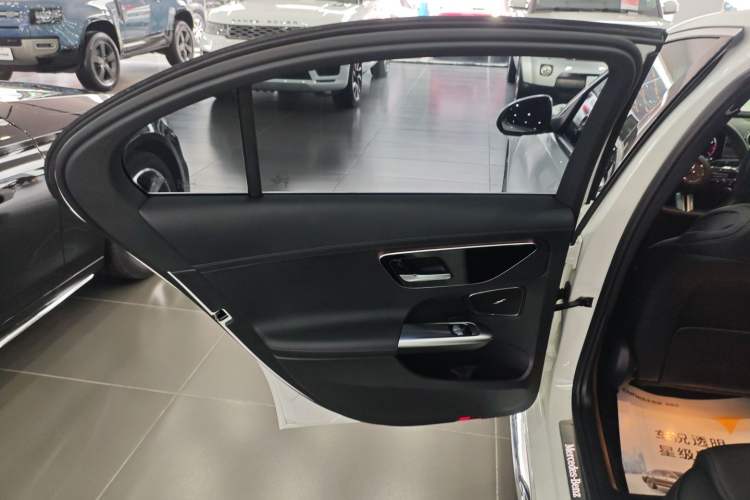 Used Mercedes-Benz C-Class 2023 Second Facelift C 260 L Sport Edition
