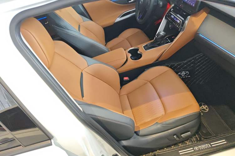 Used Toyota Venza 2023 2.5L Smart Electric Hybrid Dual-Drive Prestige Version