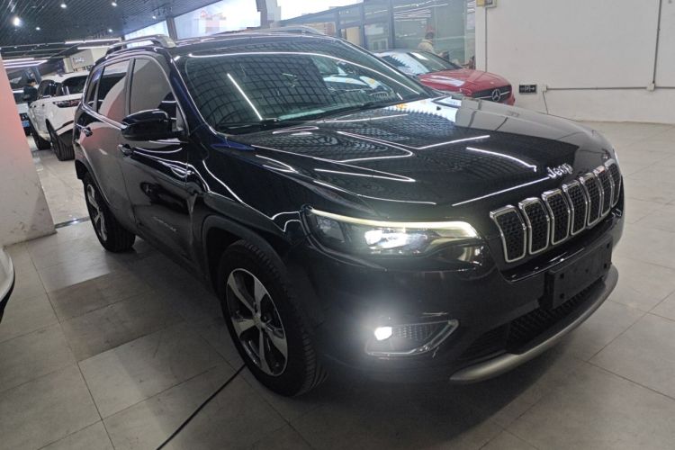 Used  Cherokee 2020 2.0T Two-Wheel Drive Leading Edition