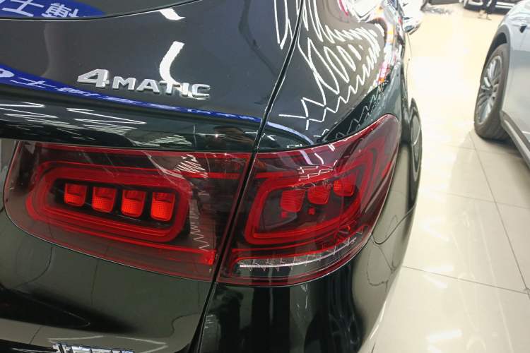 Used Mercedes-Benz GLC 2020 GLC 300 L 4MATIC Dynamic Edition
