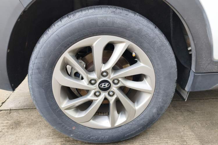 Used Hyundai Tucson 2015 1.6T Dual-Clutch Two-Wheel-Drive Smart Model