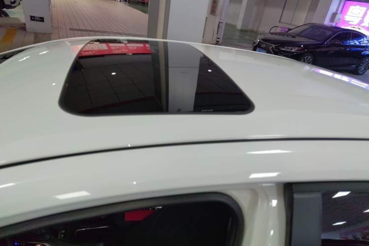 Used Toyota Corolla 2023 1.8L Smart Electric Hybrid Dual-Motor Elite Edition
