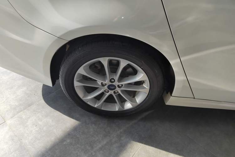 Used Ford Mondeo 2018 EcoBoost 180 Smart Control Fashion Model China VI Standard
