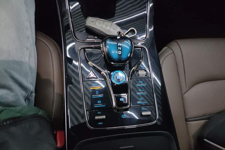 Used BYD Han 2025 DM-i 125KM Comfort Model
