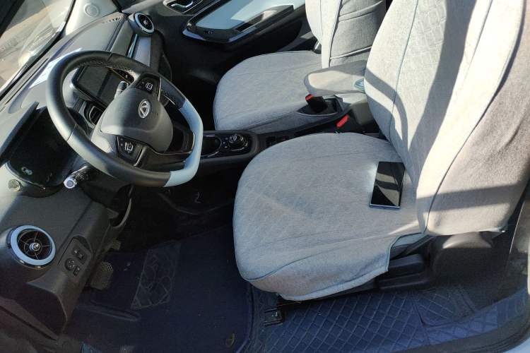 Used Chery Little Ant 2022 Sweet Pink Edition Half-Sugar Version Lithium Iron Phosphate 30 kW 301 km