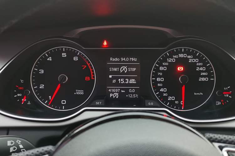 Used Audi A4L 2016 35 TFSI Collector's Edition Automatic Standard Model
