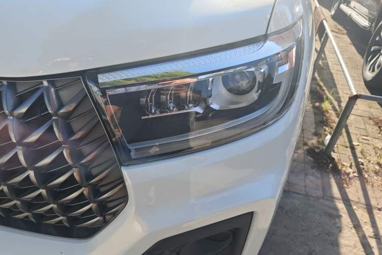 Used Great Wall Poer 2023 2.0T Commercial Version Automatic Diesel 4x4 Elite Long-Box GW4D20M