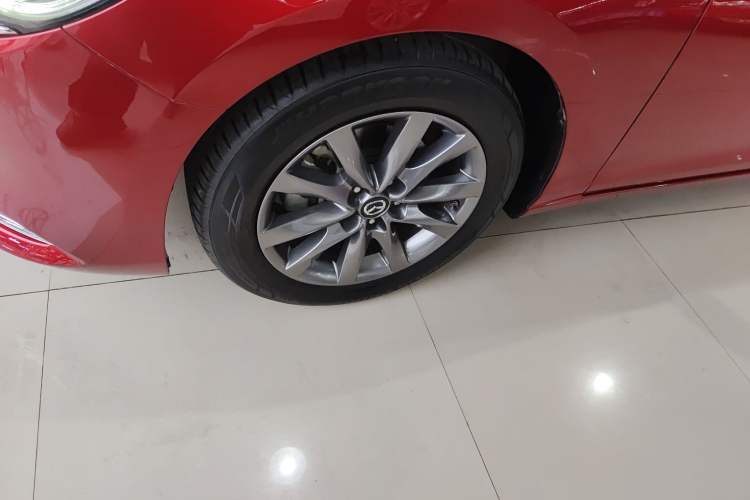 Used Mazda Atenza 2021 2.0L Blue Sky Luxury Edition
