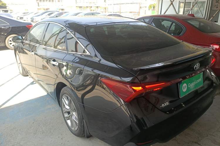 Used Toyota Avalon 2021 2.5L Luxury Edition
