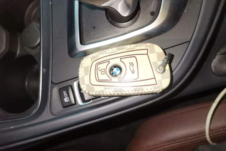 Used BMW 3 Series 2019 320Li Fashion Model
