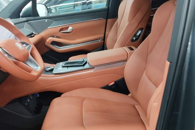 Used BYD Tang L 2025 EV 600KM All-Wheel-Drive LiDAR Flagship Model