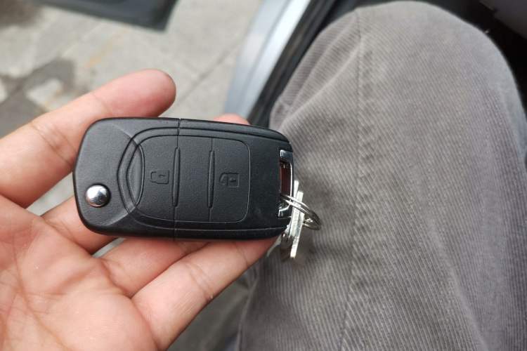 Used Wuling Yangguang 2024 300km Comfort Version with Sealed Windows 60kW
