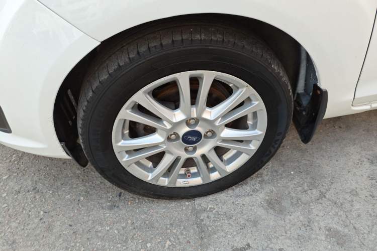 Used Ford Fiesta 2013 Hatchback 1.5L Automatic Fashion Edition