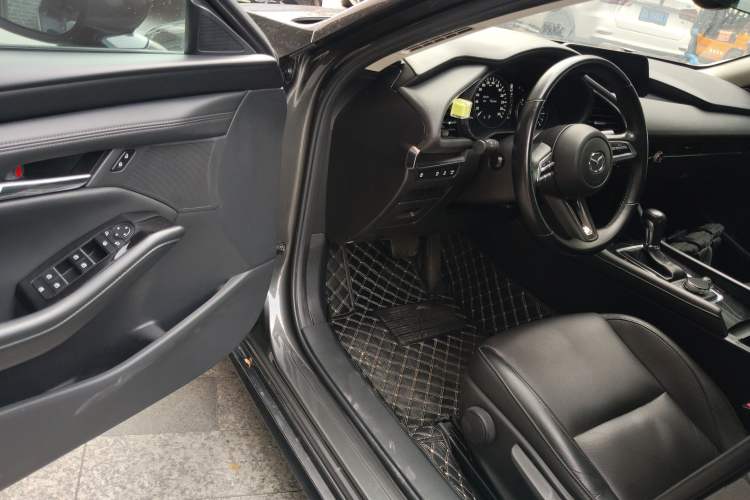 Used Mazda Mazda 3 Axela 2020 2.0L Automatic Zhiya Edition