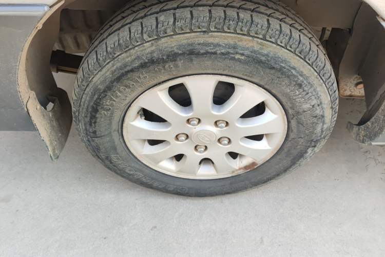 Used  Refine 2011 2.4L Government Procurement Version Manual Luxury Trim
