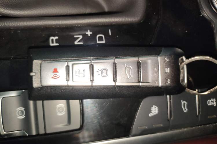 Used Wey VV7 2017 2.0T Flagship Edition
