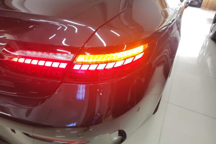 Used Mercedes-Benz E-Class 2021 E 260 Coupe
