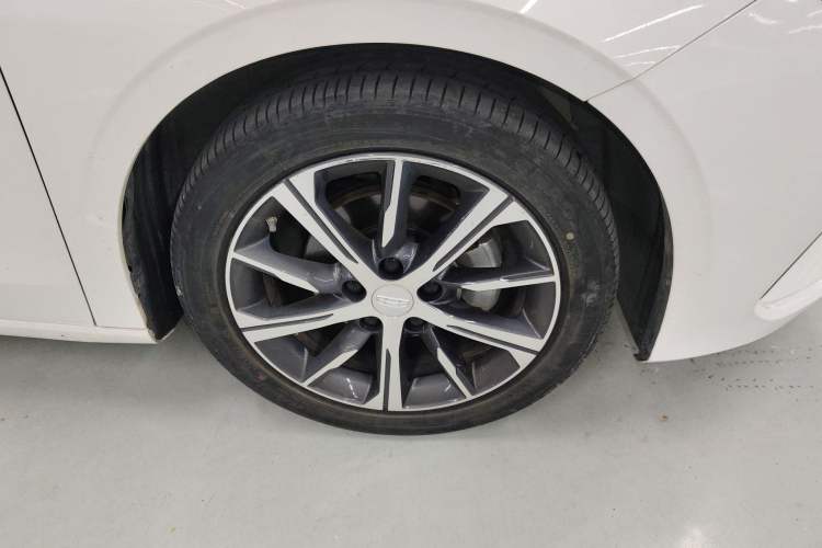 Used Geely Auto Emgrand 2023 4th Generation Champion Edition 1.5L CVT Prestige Model
