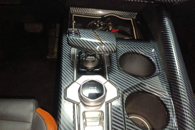 Used Changan UNI-V 2023 1.5T Prestige Model
