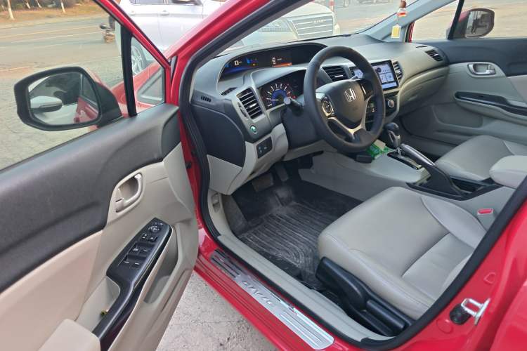 Used Honda Civic 2014 1.8L Automatic Classic Edition
