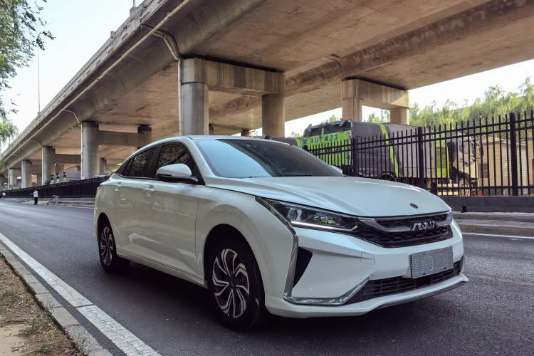 Used Dongfeng Aeolus Yixuan 2021 230T Automatic Glory Edition
