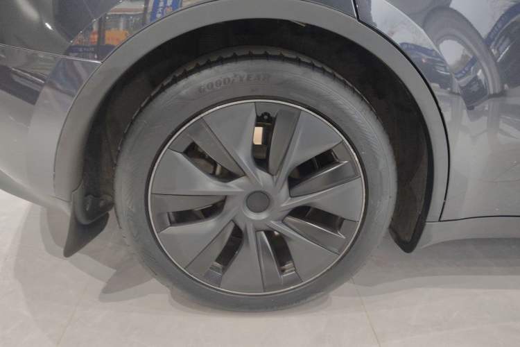 Used Tesla Model Y 2024 Rear-Wheel-Drive Version