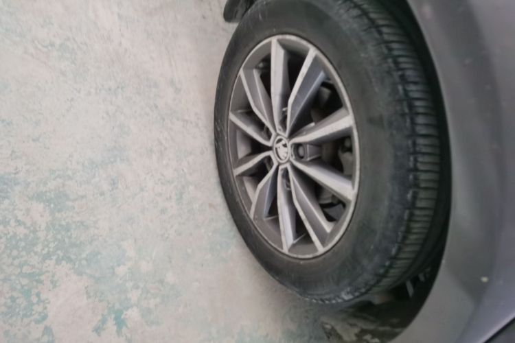 Used Skoda Octavia 2017 1.6L Automatic Chuanxing Edition
