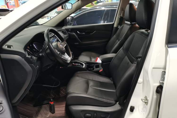 Used Nissan X-Trail 2022 2.0L Two-Wheel Drive Smart Connect & Comfort Edition