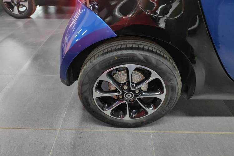 Used  fortwo 2015 1.0L 52 kW Hardtop Passion Edition